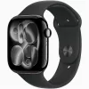 Apple Watch S11 GPS-es (46mm) kozmoszfekete alumínium tok, fekete M/L sportszíjas okosóra
